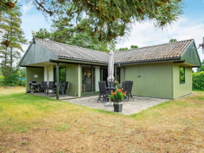 Cozy Holiday Home in Ebeltoft with Garden in Ebeltoft